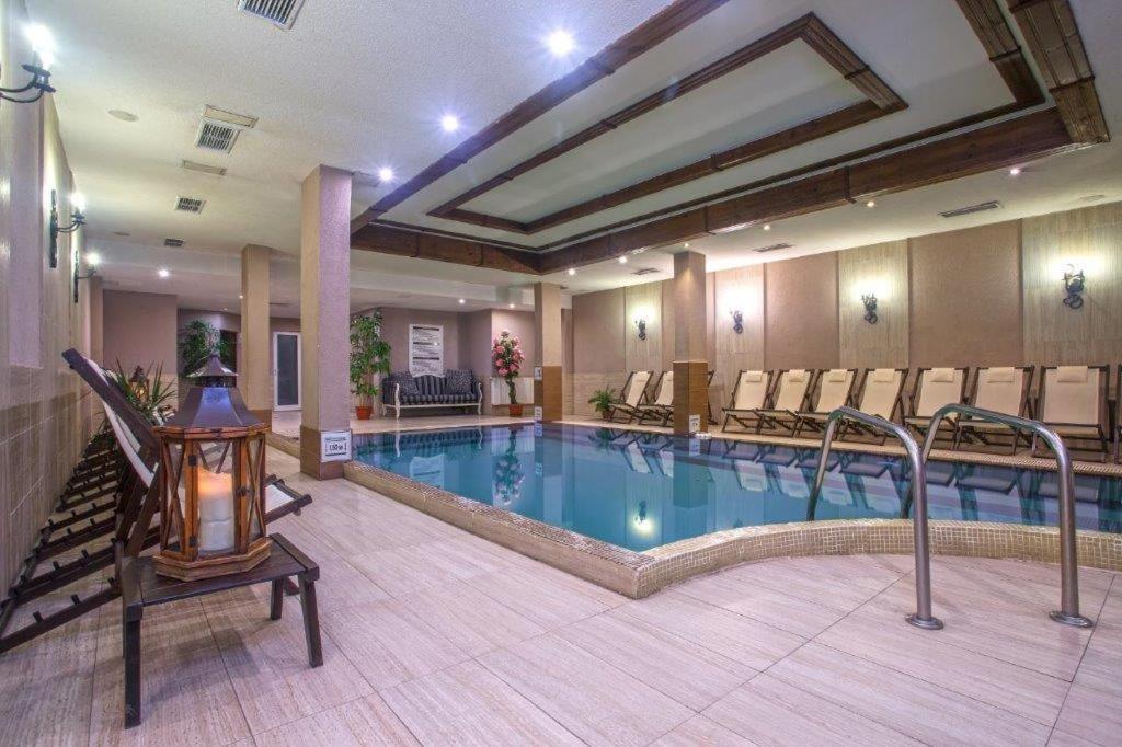 Maria-Antoaneta Residence Bansko Bagian luar foto
