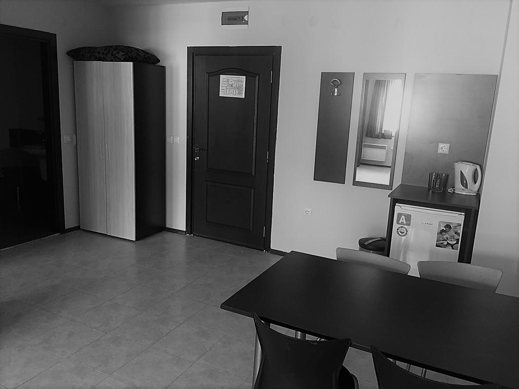 Maria-Antoaneta Residence Bansko Bagian luar foto